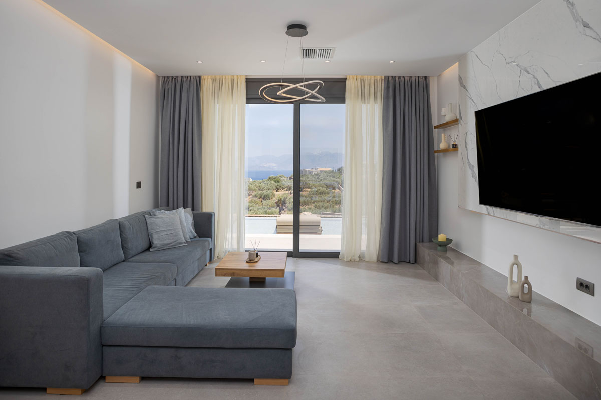 Zeus Luxury Villas